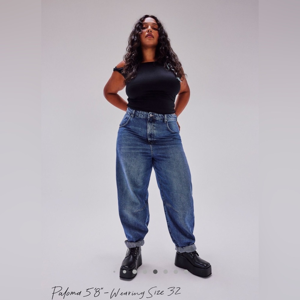EUC We The Free Augusta Barrel Jeans Grey Skies Size 32